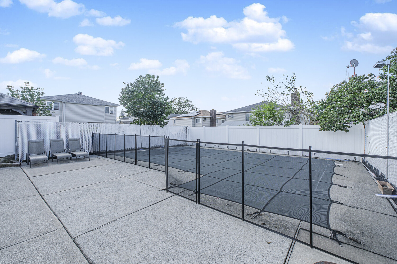 80 FREEDOM Avenue