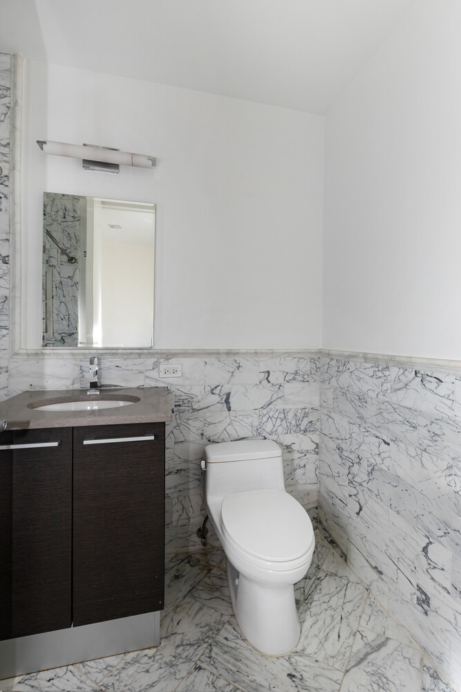 83 FRANKLIN Street 4S