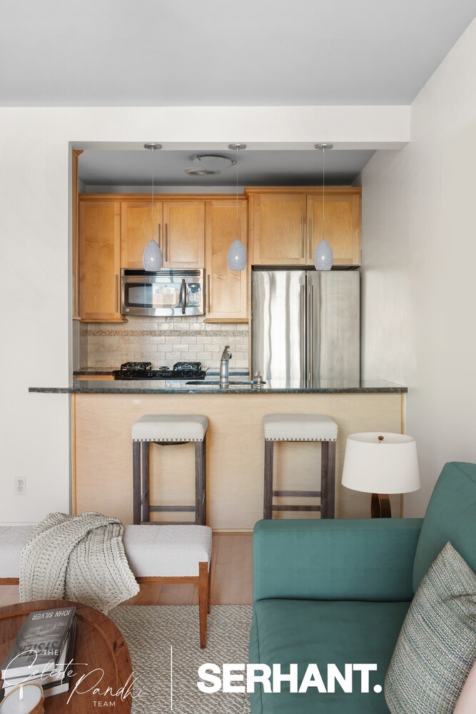 324 E 112TH Street PHB