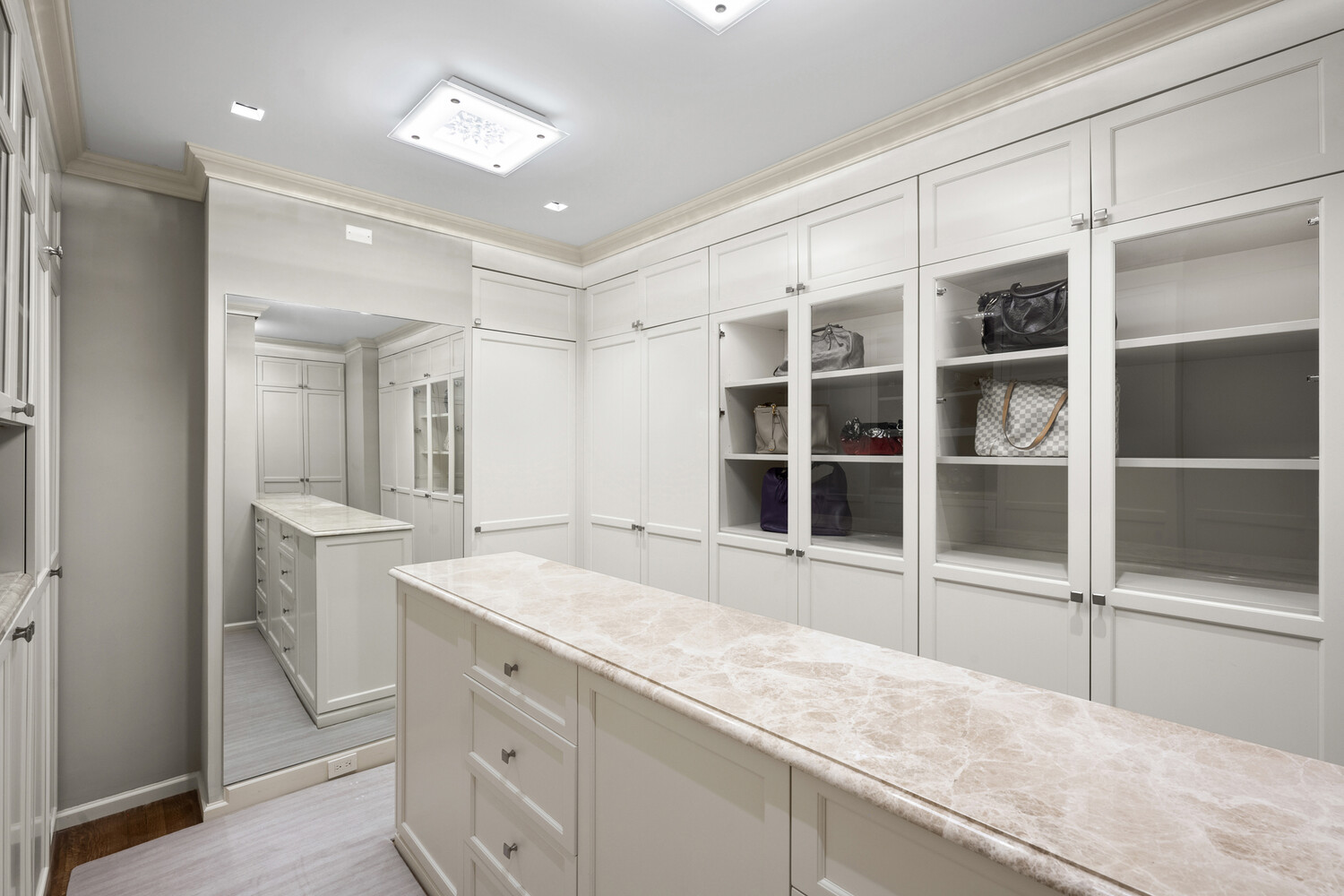 800 PARK Avenue 5FLOOR