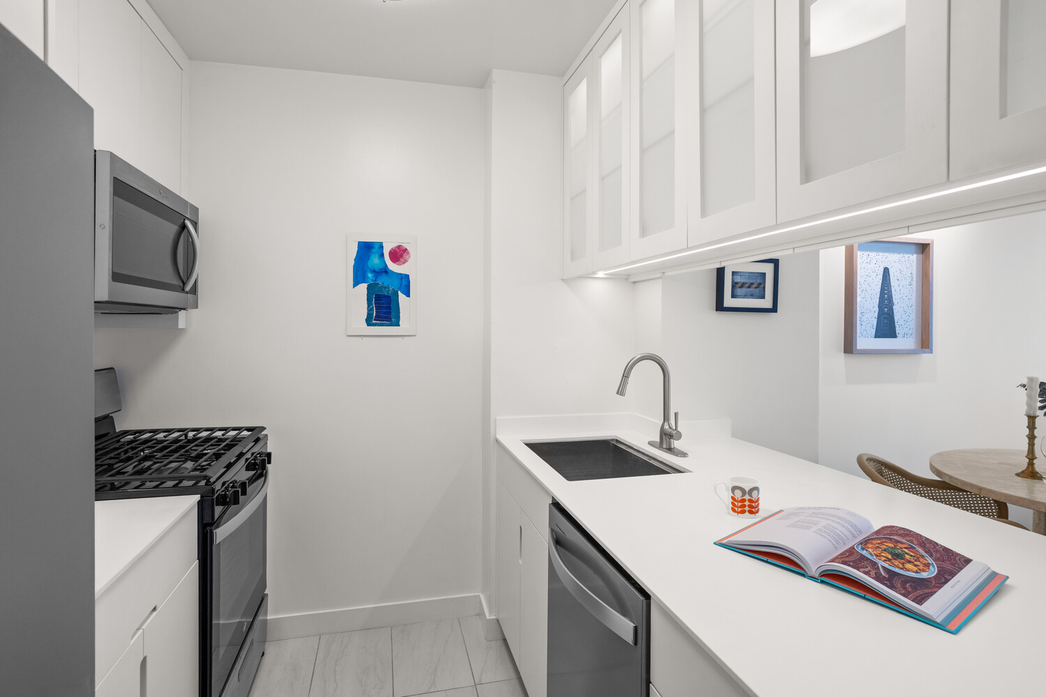 1 IRVING Place 16VD