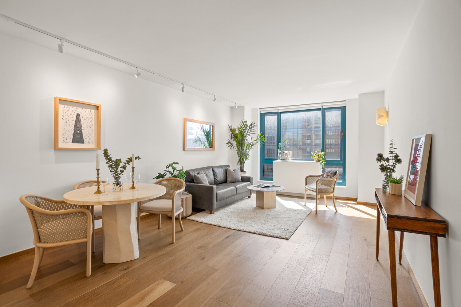 1 IRVING Place 16VD