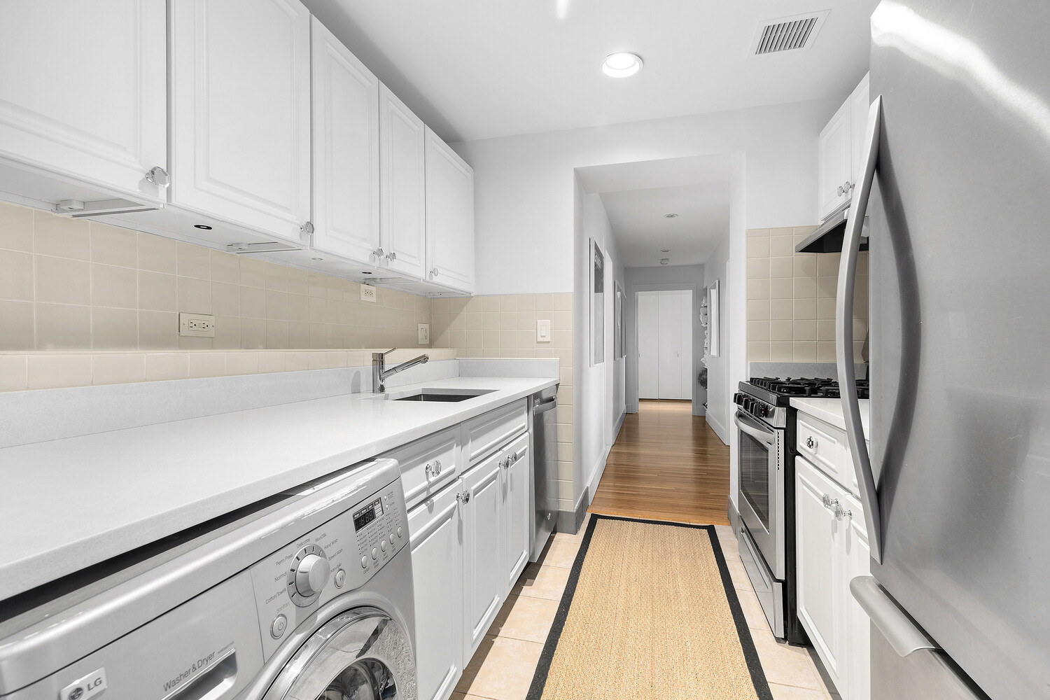 40 E 61ST Street 16B