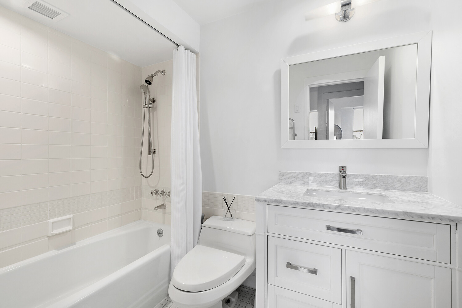 40 E 61ST Street 16B