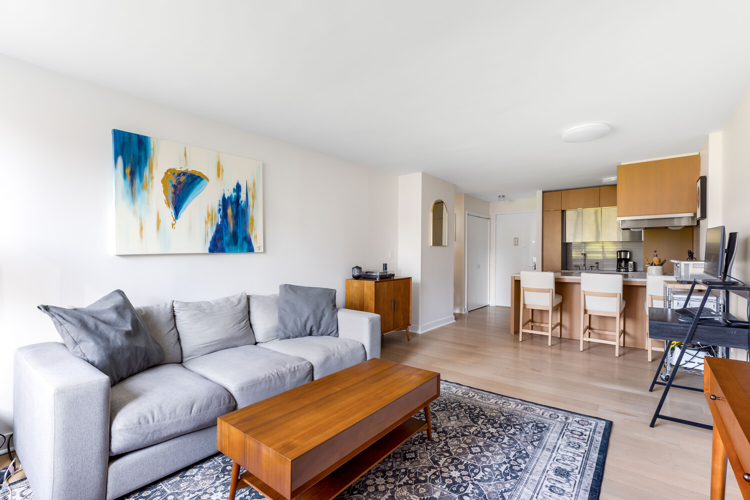 225 RECTOR Place 7J