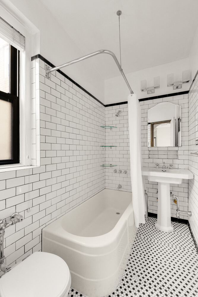 225 W 25TH Street 5C