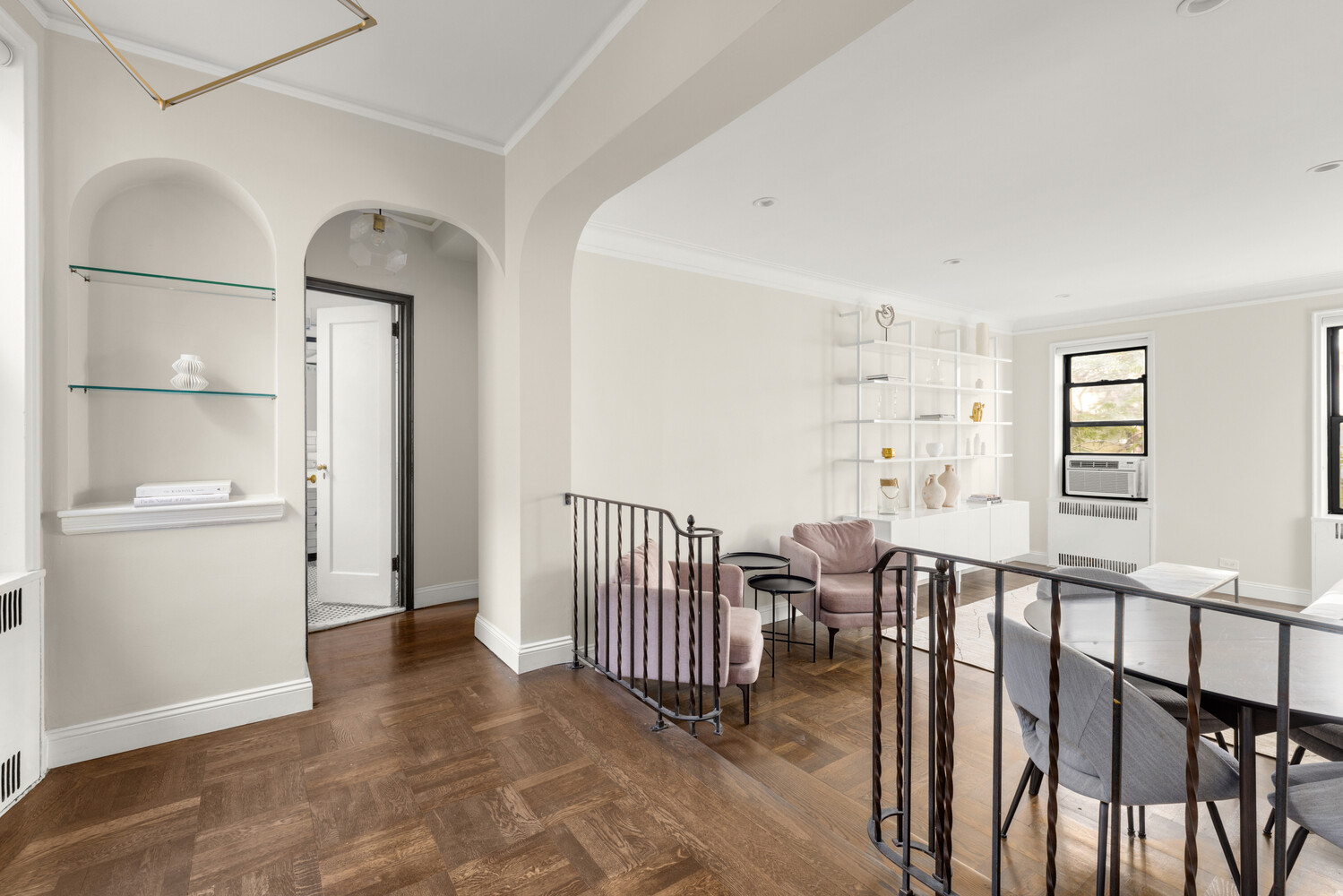 225 W 25TH Street 5C