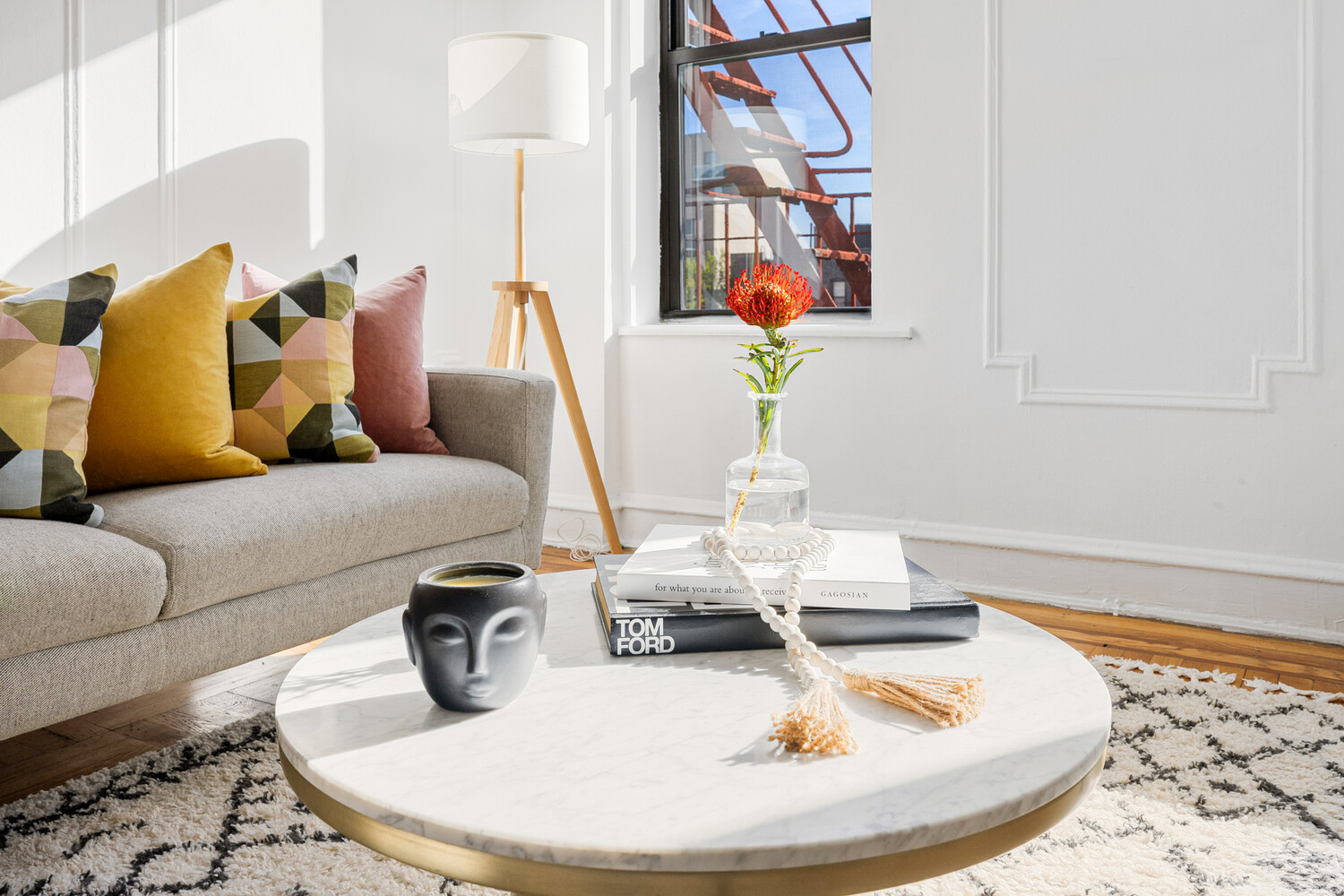 41-42 42ND Street E4