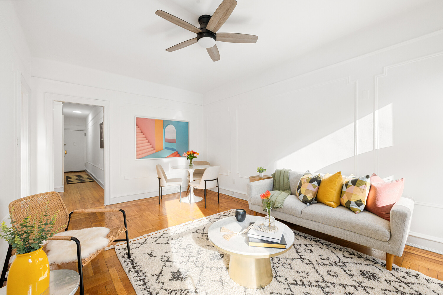 41-42 42ND Street E4