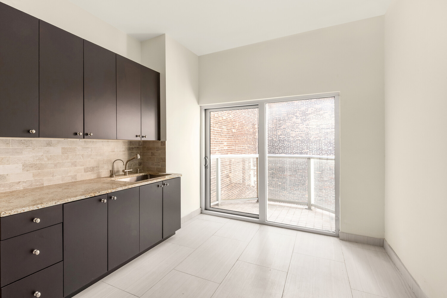 304 5TH Avenue PH1013