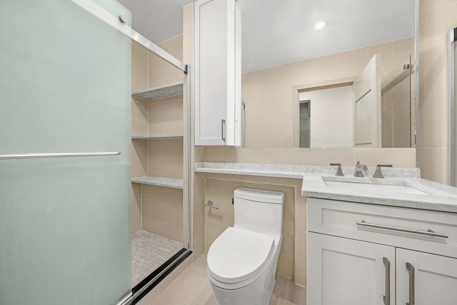 304 5TH Avenue PH1013