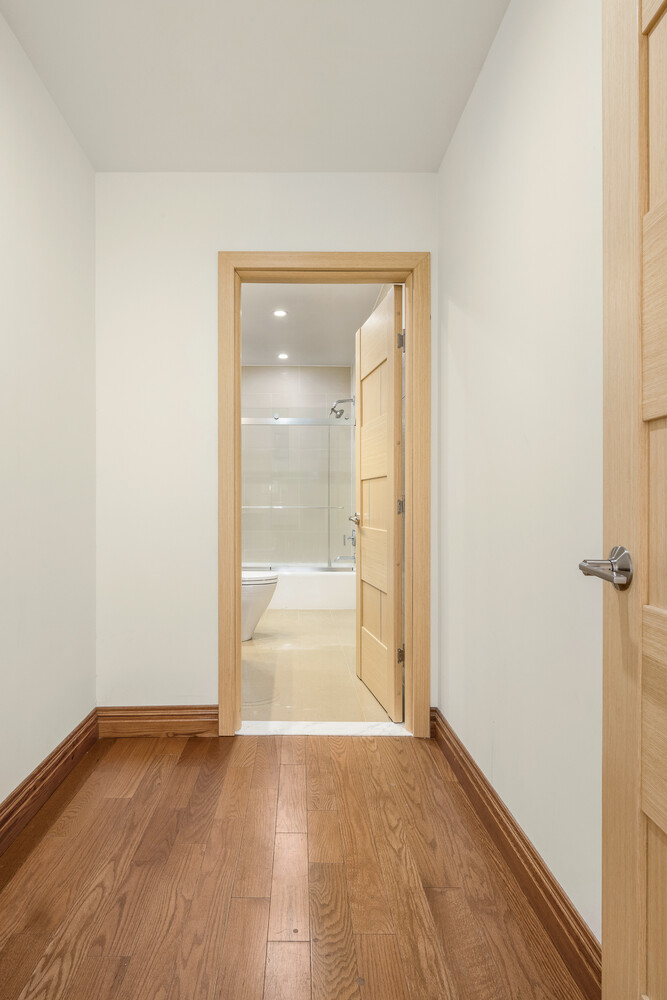 304 5TH Avenue PH1013