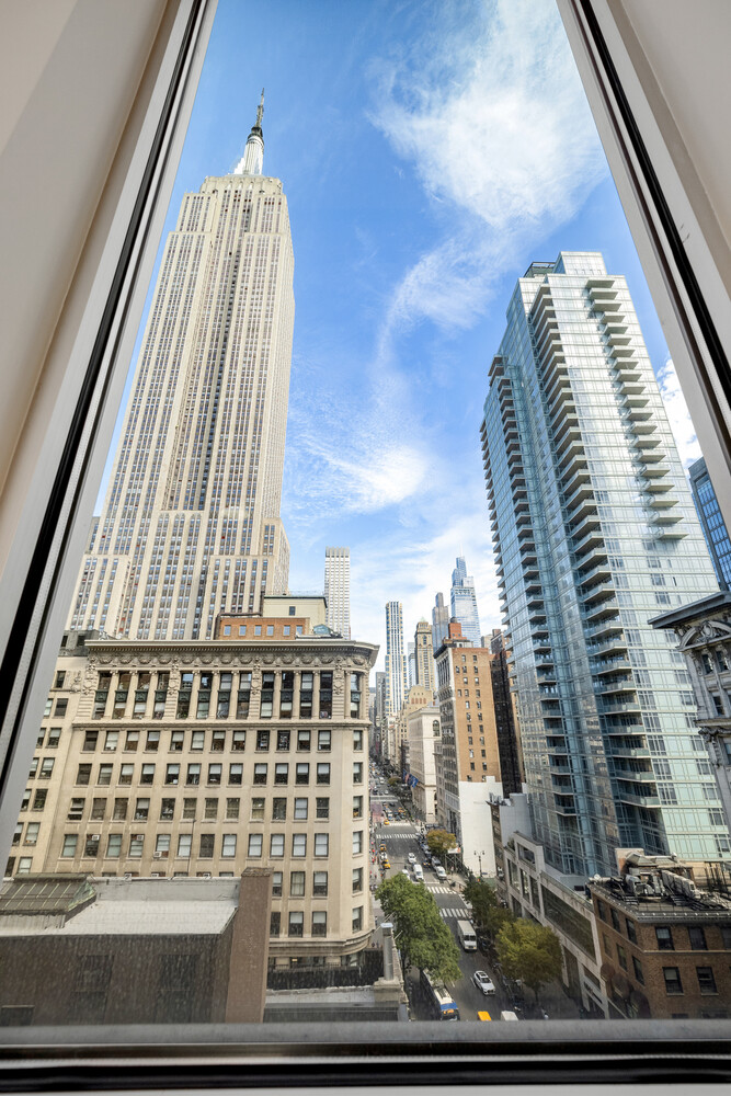 304 5TH Avenue PH1013