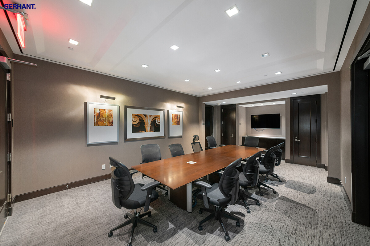 100 RIVERSIDE Boulevard 25D