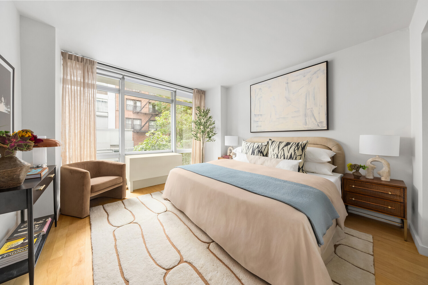 425 E 13TH Street 2B
