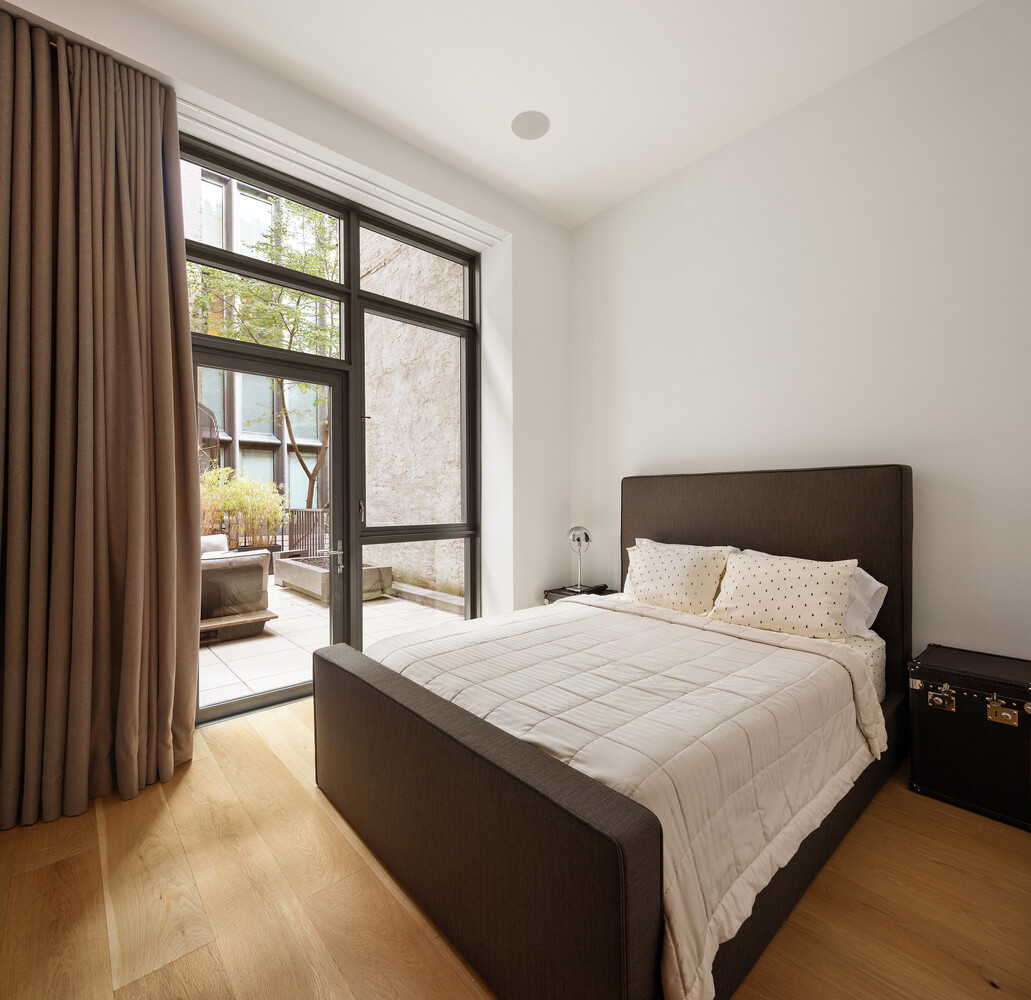 45 GREAT JONES Street 2