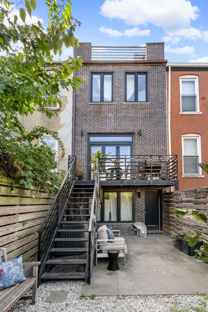 15 DEWEY Place