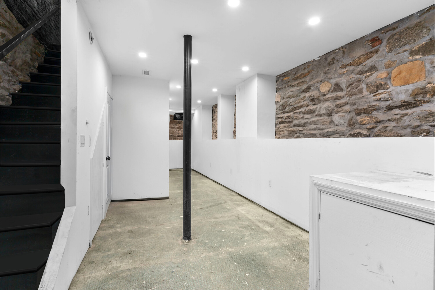 15 DEWEY Place