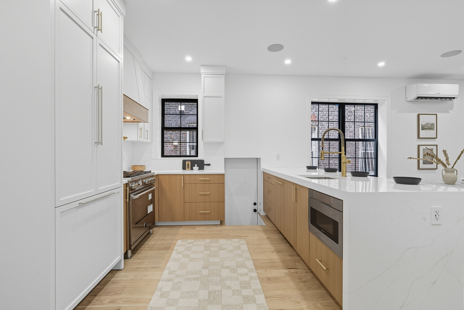 1109 HANCOCK Street TH