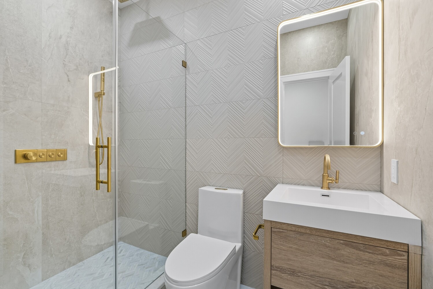 1109 HANCOCK Street TH