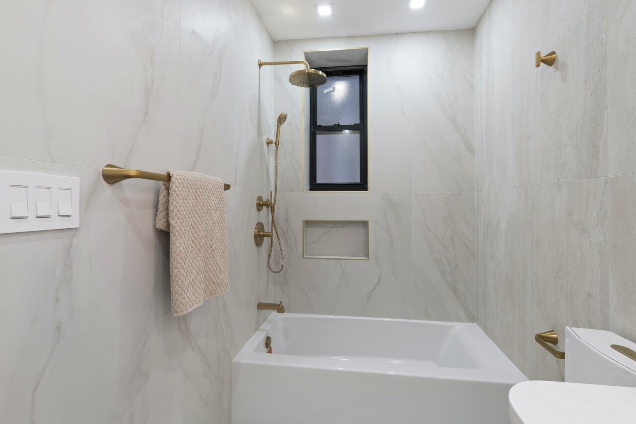 1109 HANCOCK Street TH