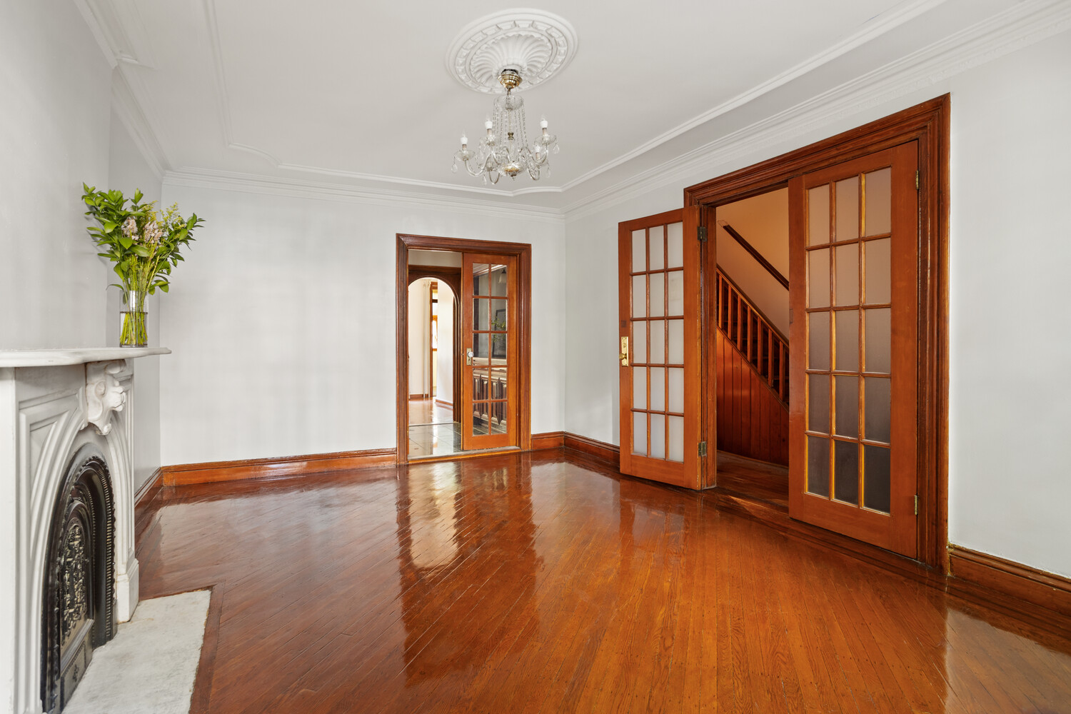 418 VANDERBILT Avenue GARDEN