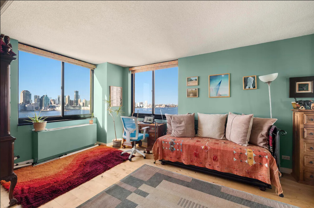 377 RECTOR Place 19B