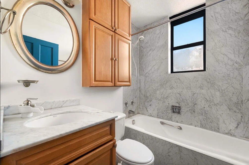 377 RECTOR Place 19B