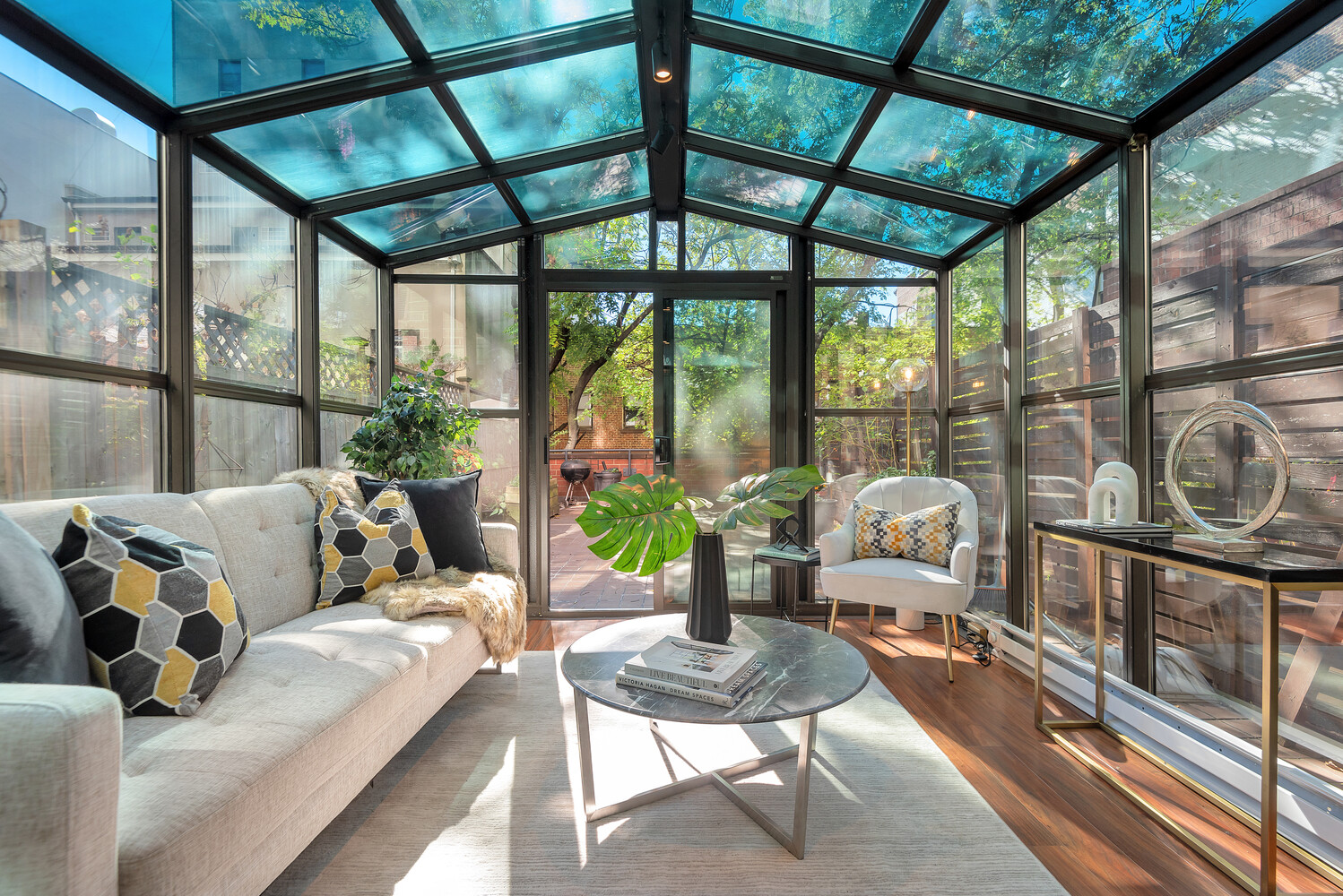 222 W 14TH Street 2D