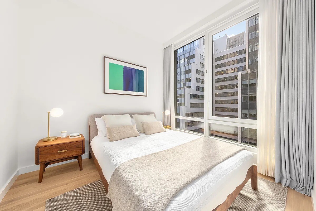 135 E 47TH Street 9G