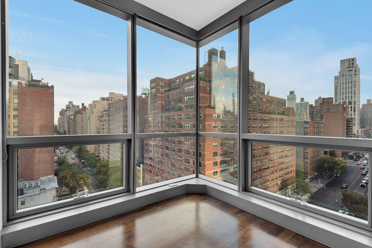 300 E 79TH Street 11B