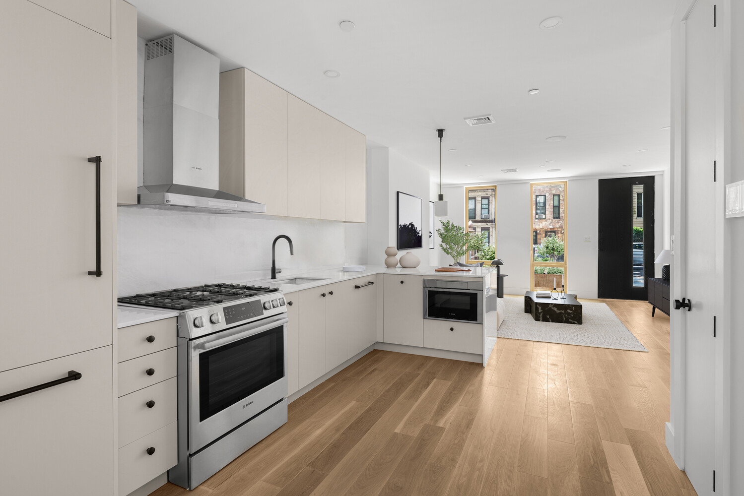 696 CHAUNCEY Street 1R