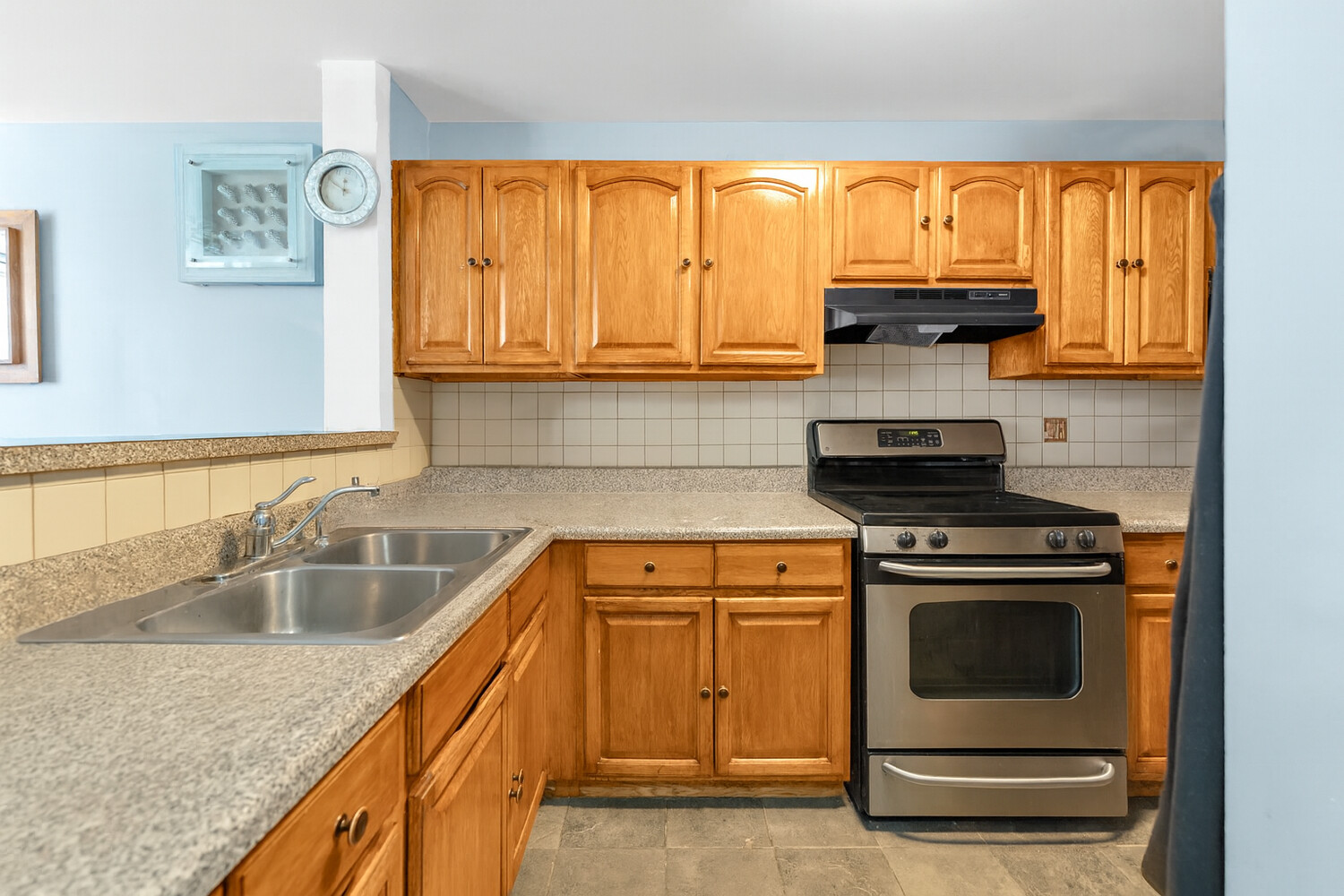 439 E 147TH Street
