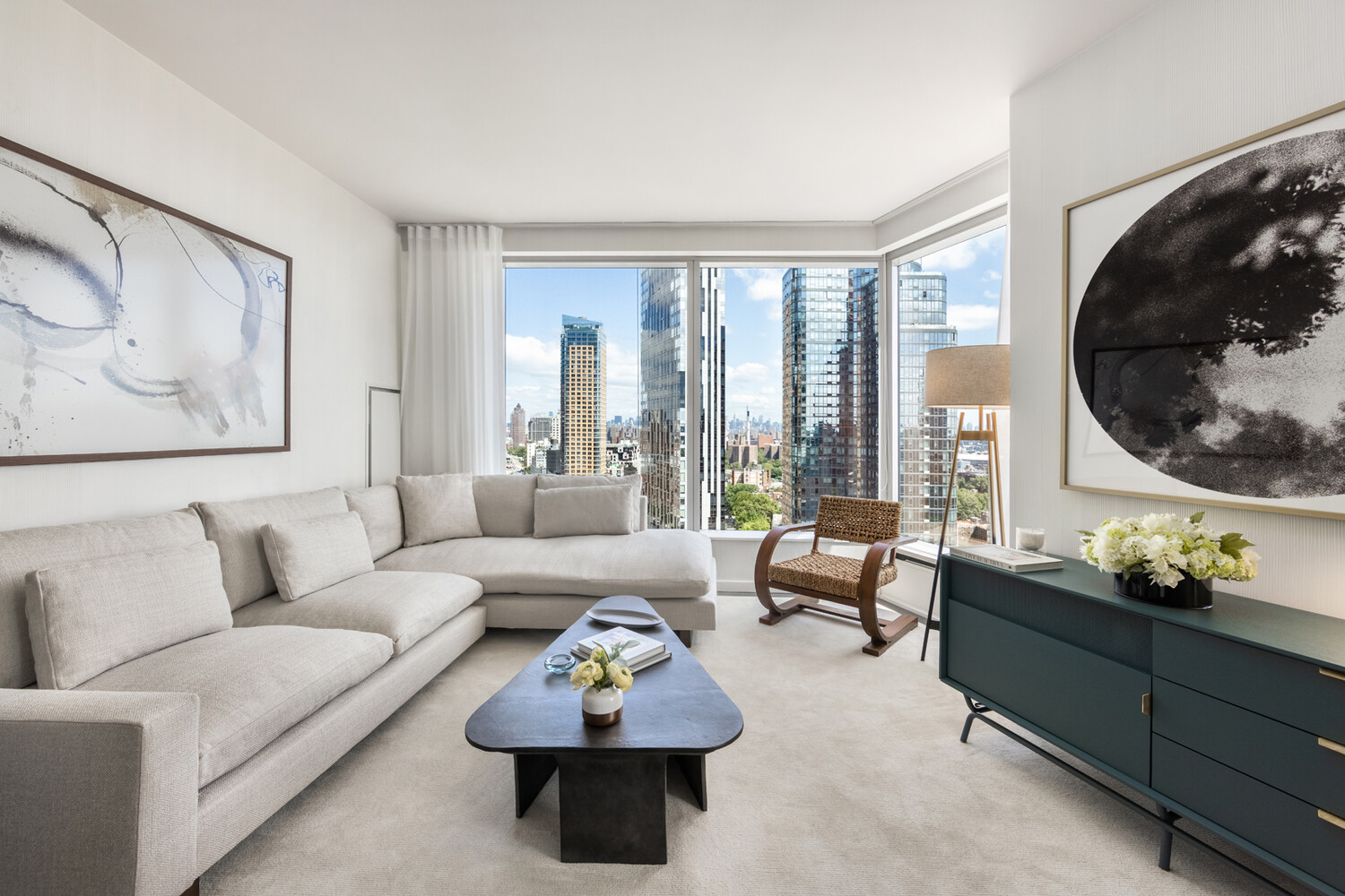 1 CITY Point 18E
