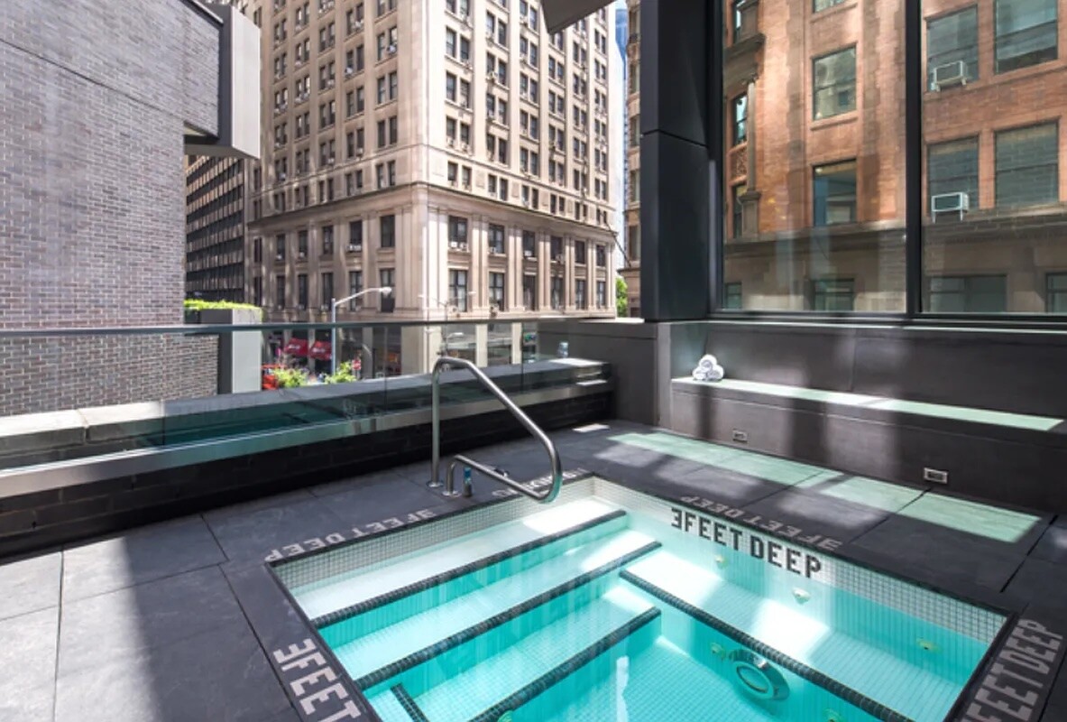 15 WILLIAM Street 18D