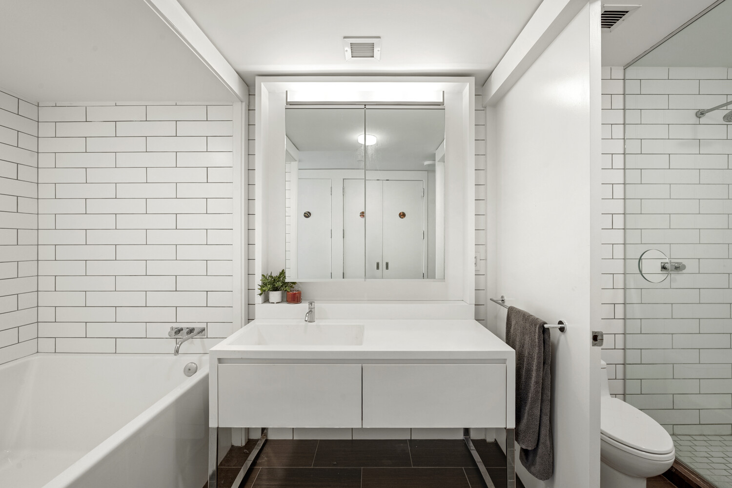 15 WILLIAM Street 18D