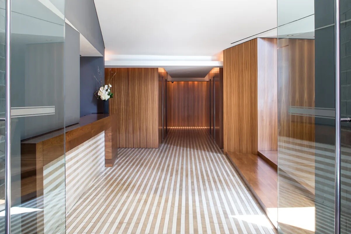 15 WILLIAM Street 18D