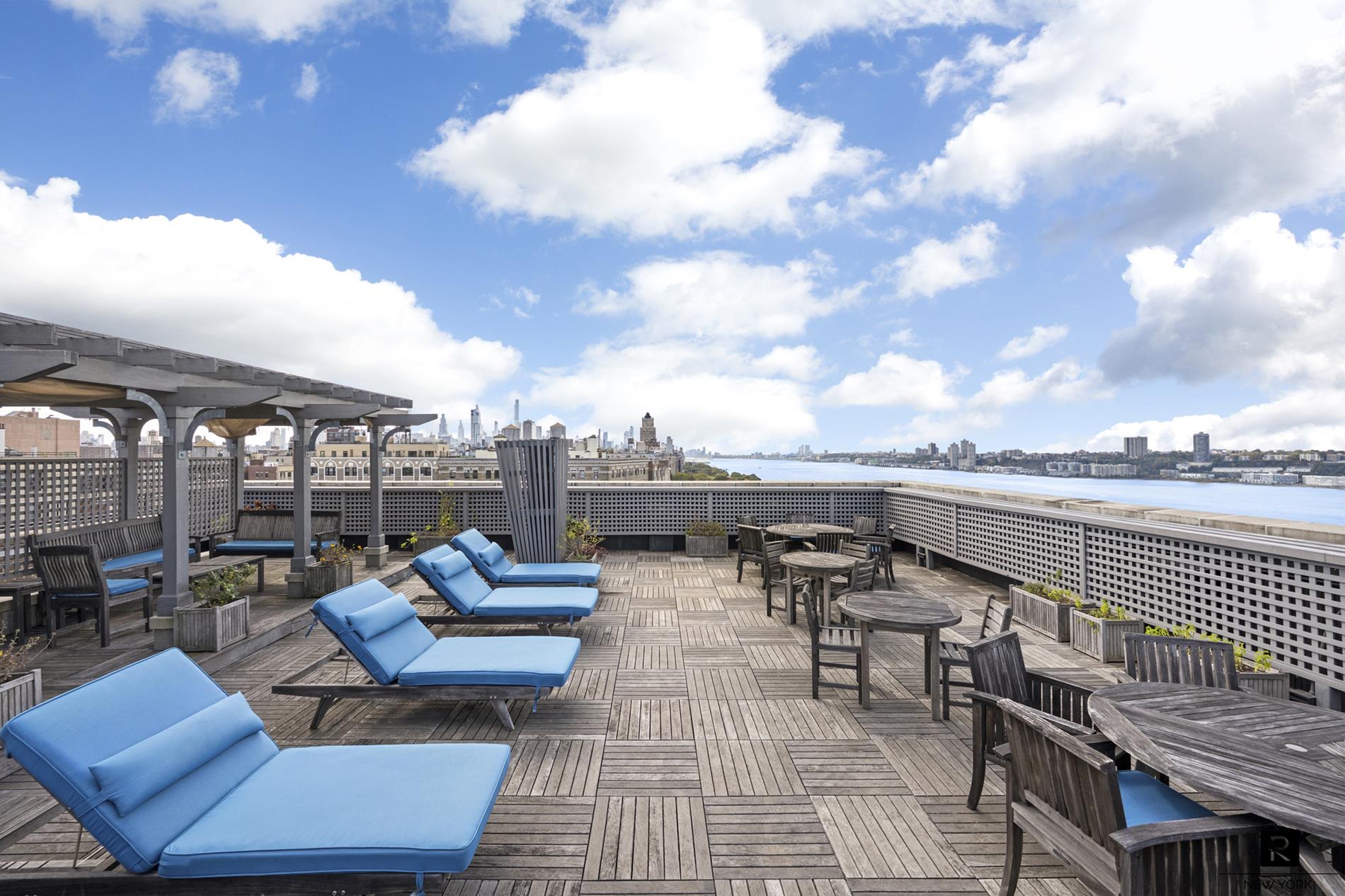 390 Riverside Drive 5-G