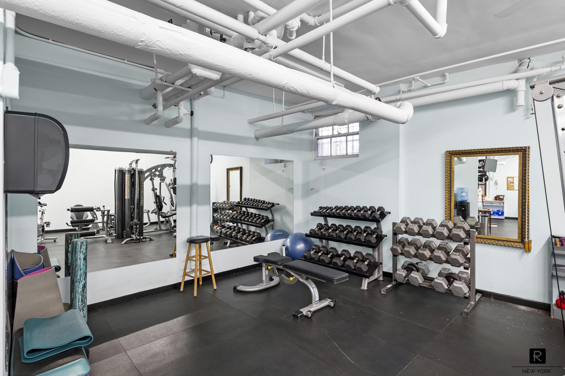 390 Riverside Drive 5-G