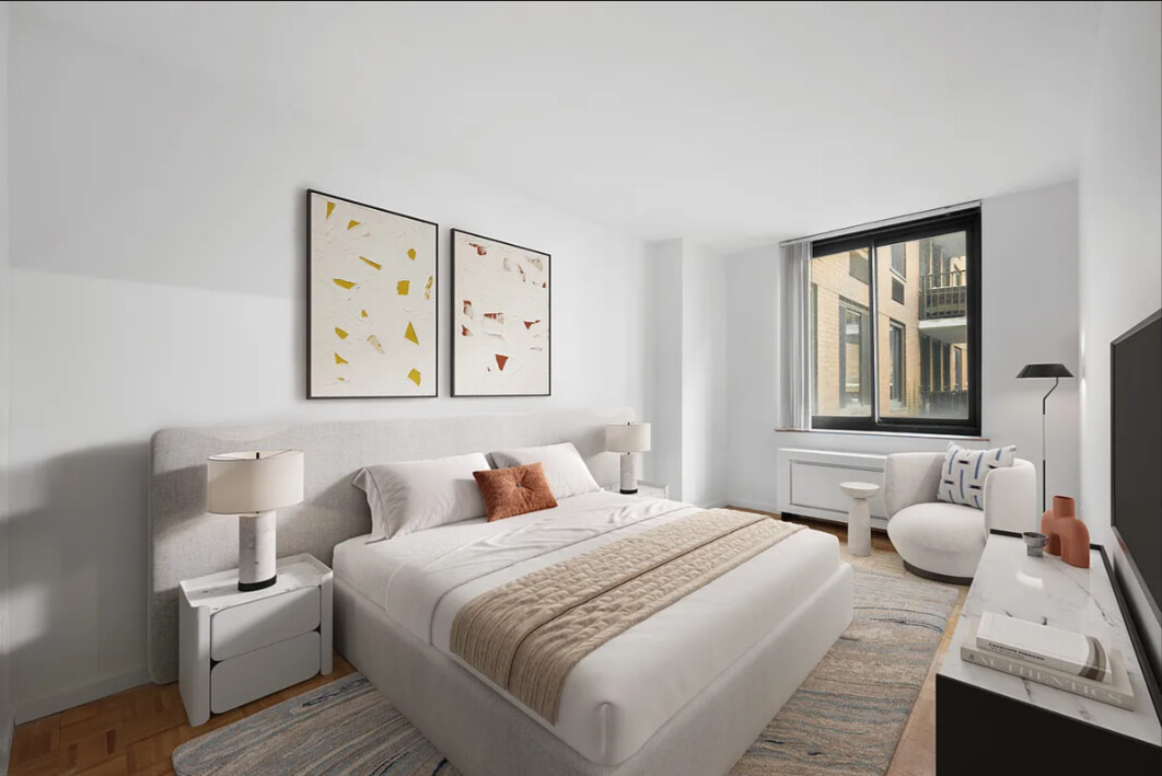 300 ALBANY Street 4A