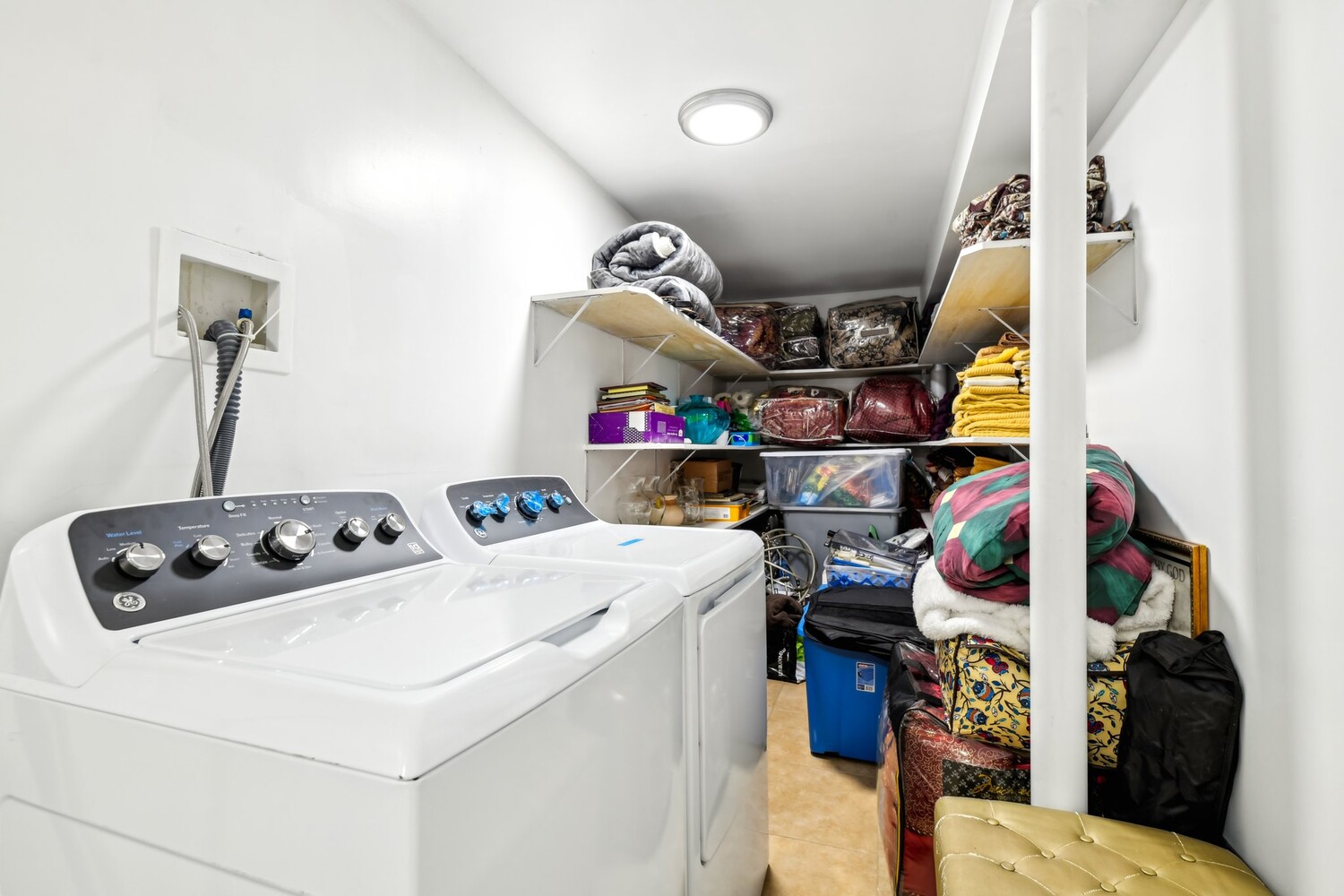 147 WEIRFIELD Street