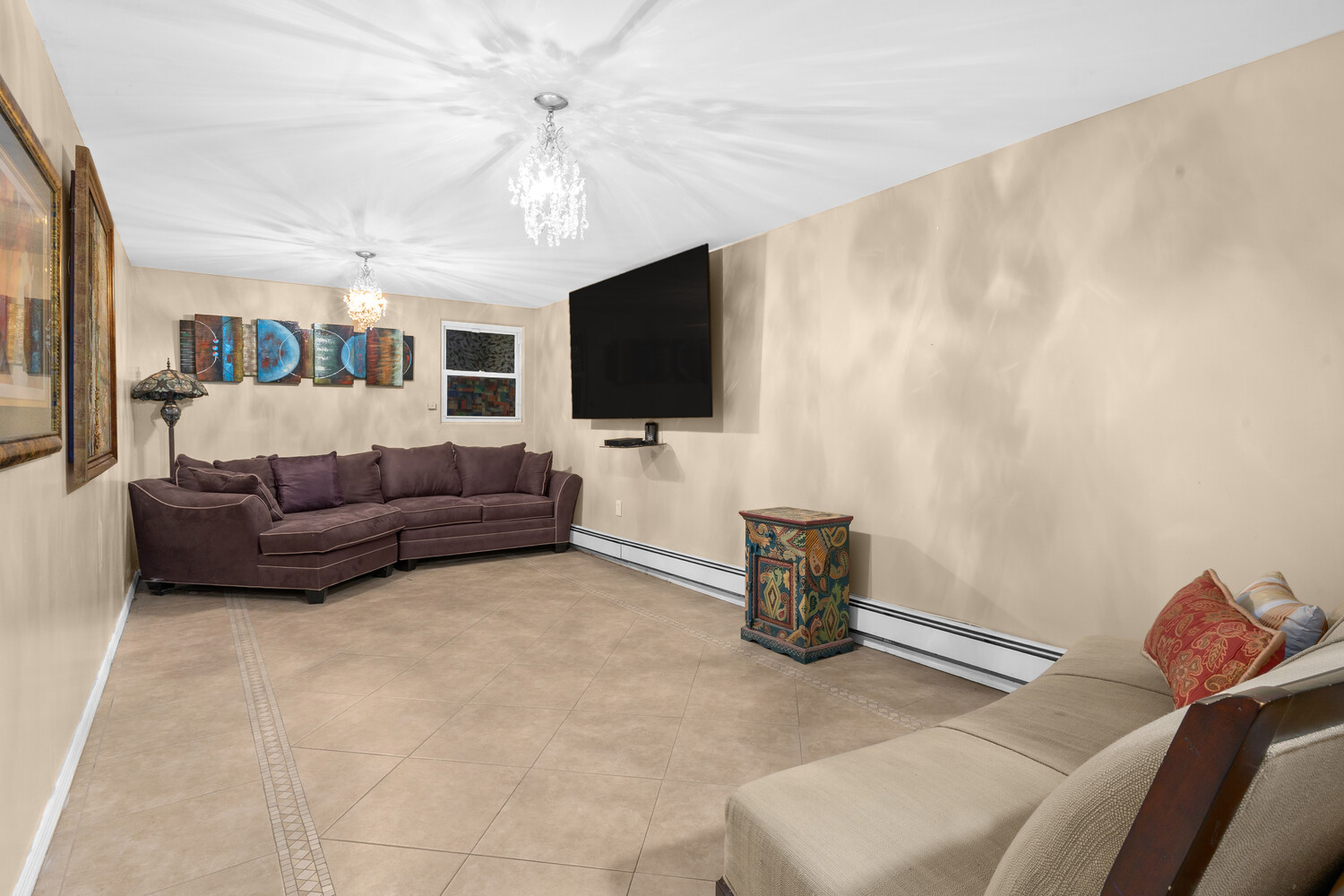 147 WEIRFIELD Street