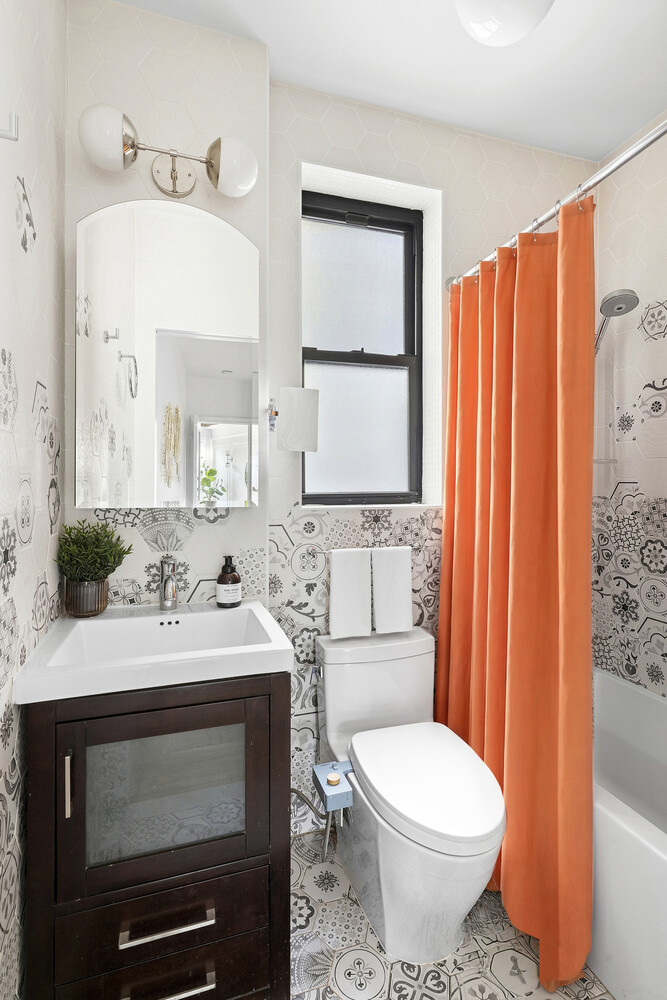 400 LINCOLN Place 3I