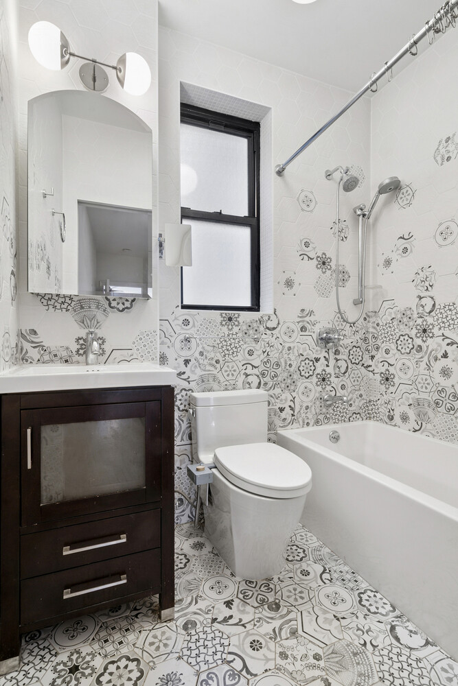 400 LINCOLN Place 3I