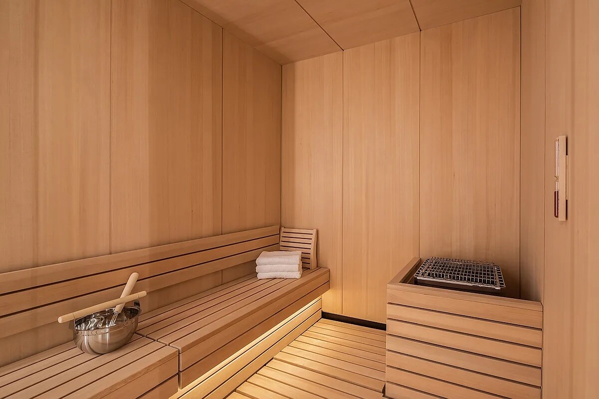 53 W 53RD Street 19E