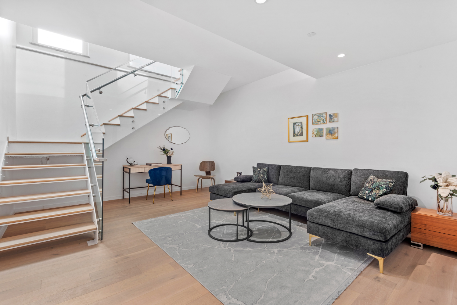 330 GRAND Street 1A