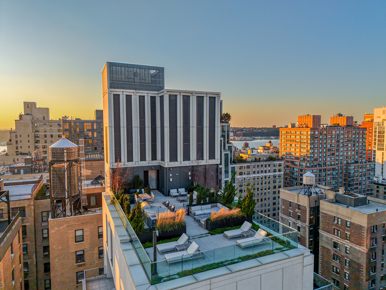212 W 93RD Street 11