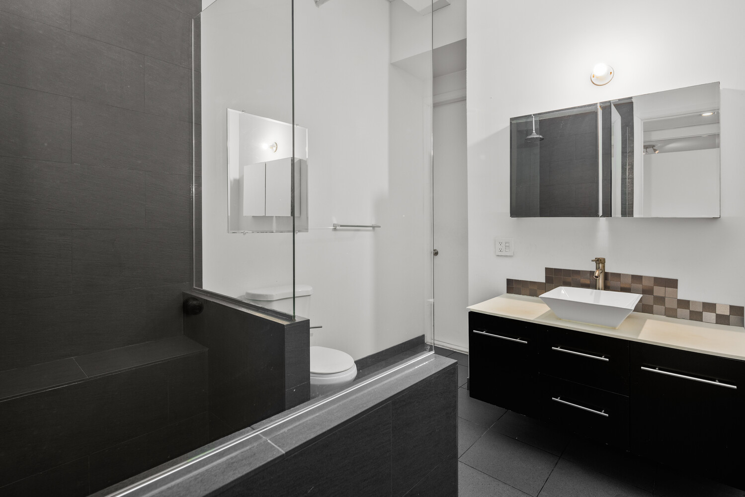 208 W 30TH Street 501