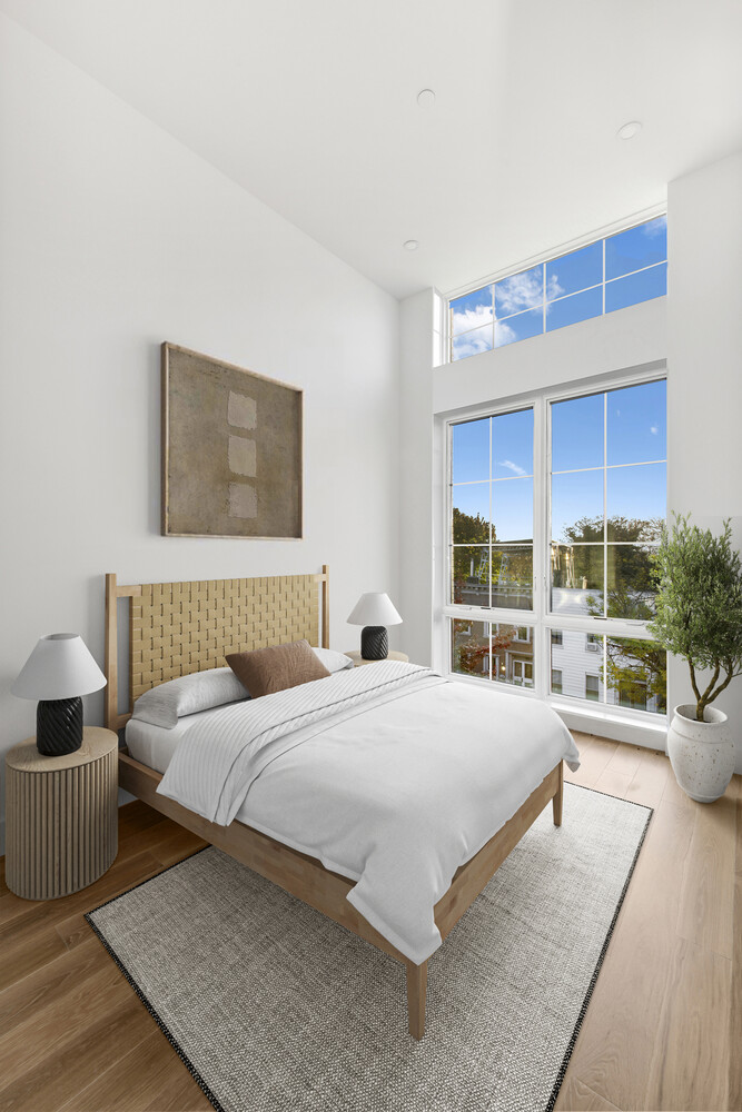 1019 HANCOCK Street 4A