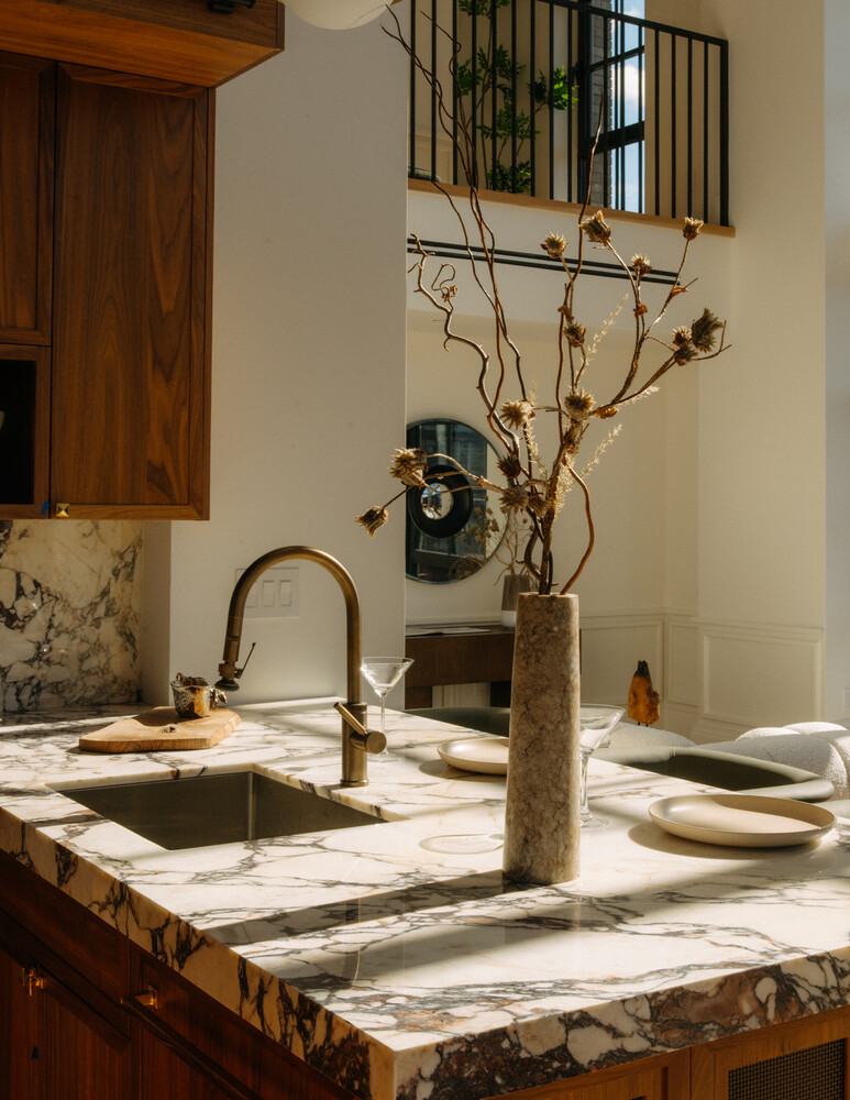 402 UNION Avenue PH1